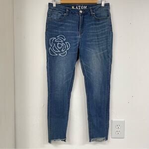 Atom High Rise Skinny Womens Jeans 30 Rose Embroidered Raw Hem Premium Denim